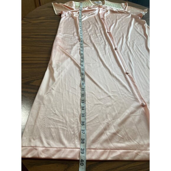 Vanity Fair vintage peach cream night gown and button front robe size S/M - Picture 10 of 10